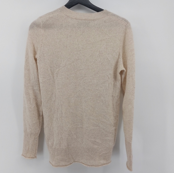 Aqua Cashmere Crewneck Sweater Size Small Neutral Basic Wardrobe Stape - Picture 3 of 3